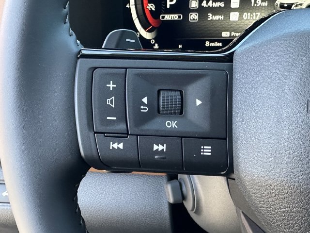 New 2026 Nissan Pathfinder Platinum AWD/4WD image 21