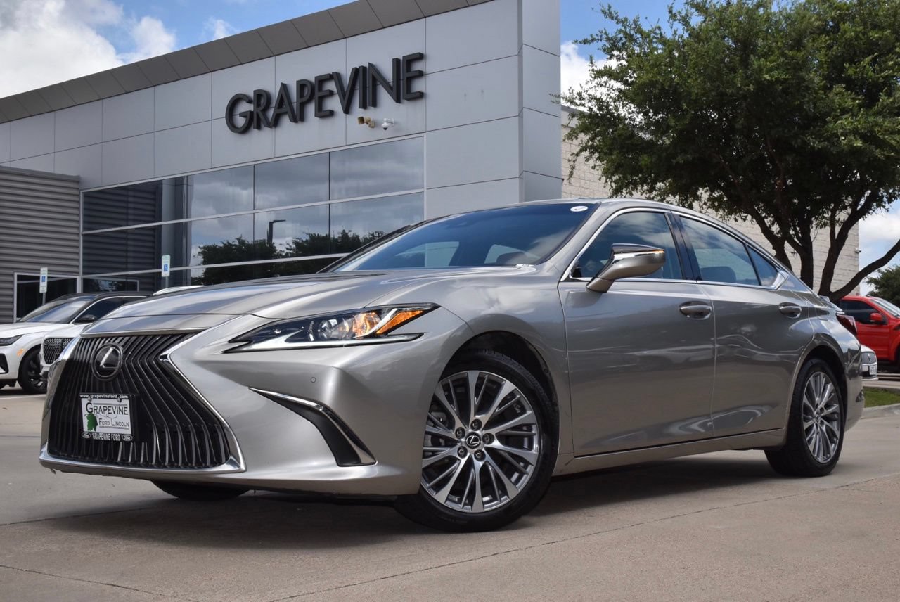 Used 2021 Lexus ES 250 w/ Premium Package AWD/4WD image 2