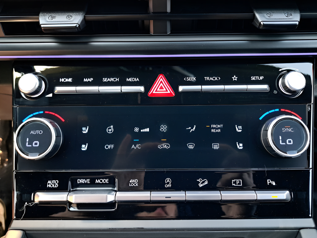 New 2025 Hyundai Santa Fe Calligraphy AWD/4WD image 22