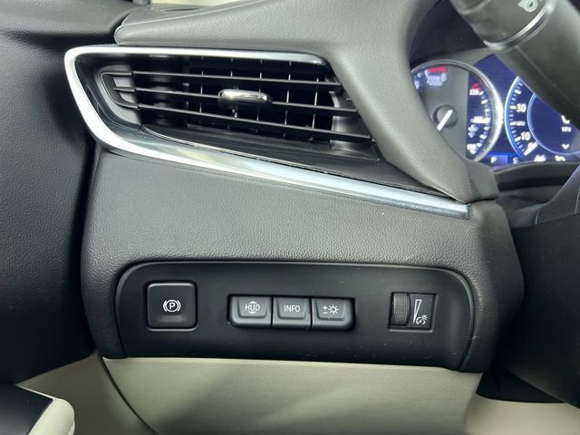 Certified 2022 Buick Enclave Premium w/ Experience Buick Package AWD/4WD image 18
