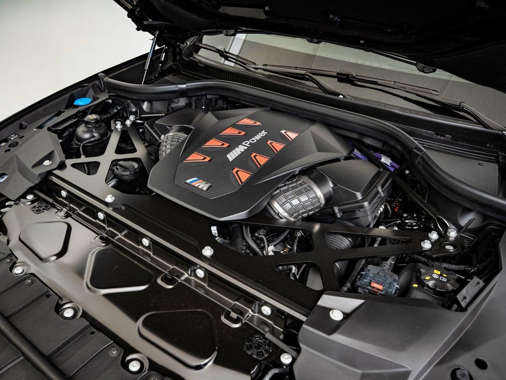 New 2026 BMW X5 M Competition w/ Executive Package AWD/4WD image 38