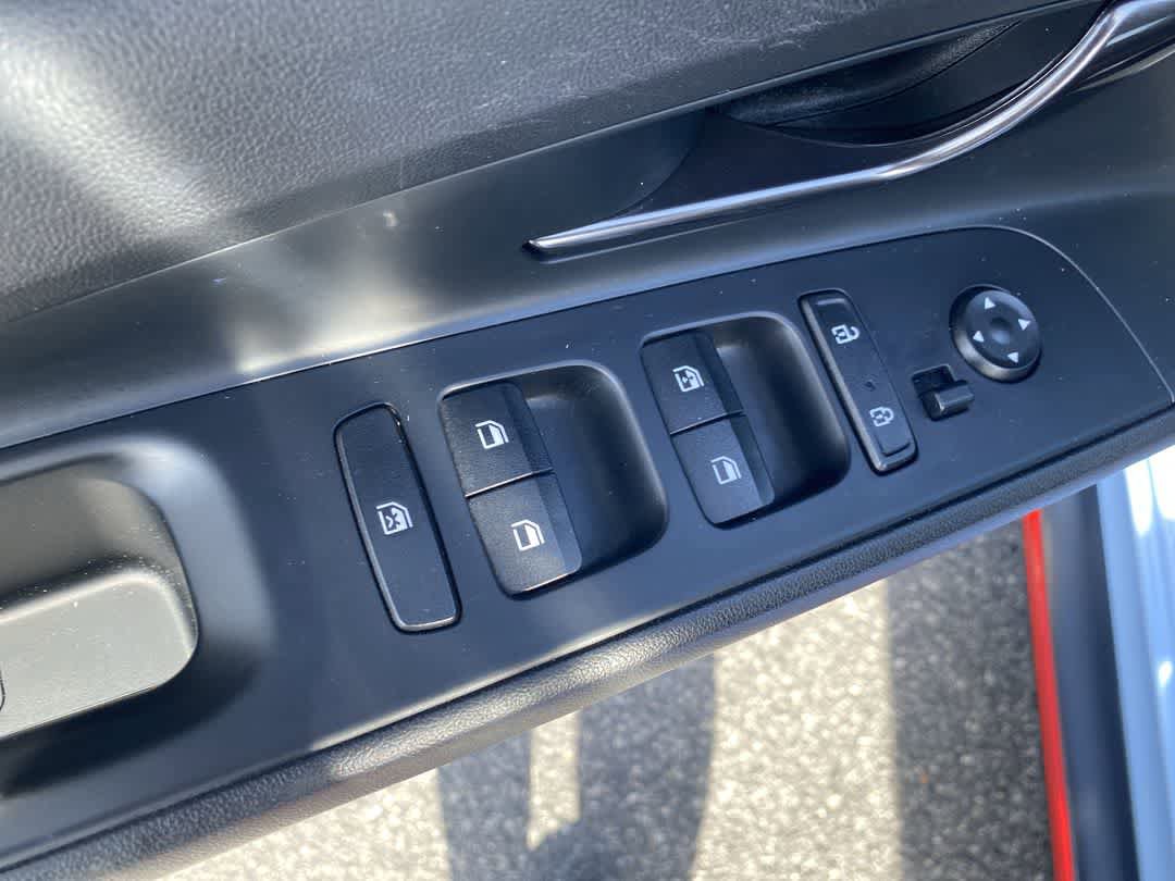 Used 2022 Hyundai Elantra N FWD image 13