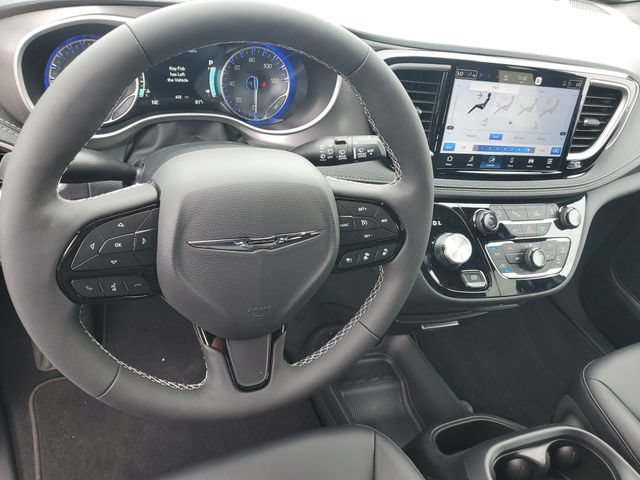 New 2026 Chrysler Pacifica Select w/ S Appearance Package FWD image 19