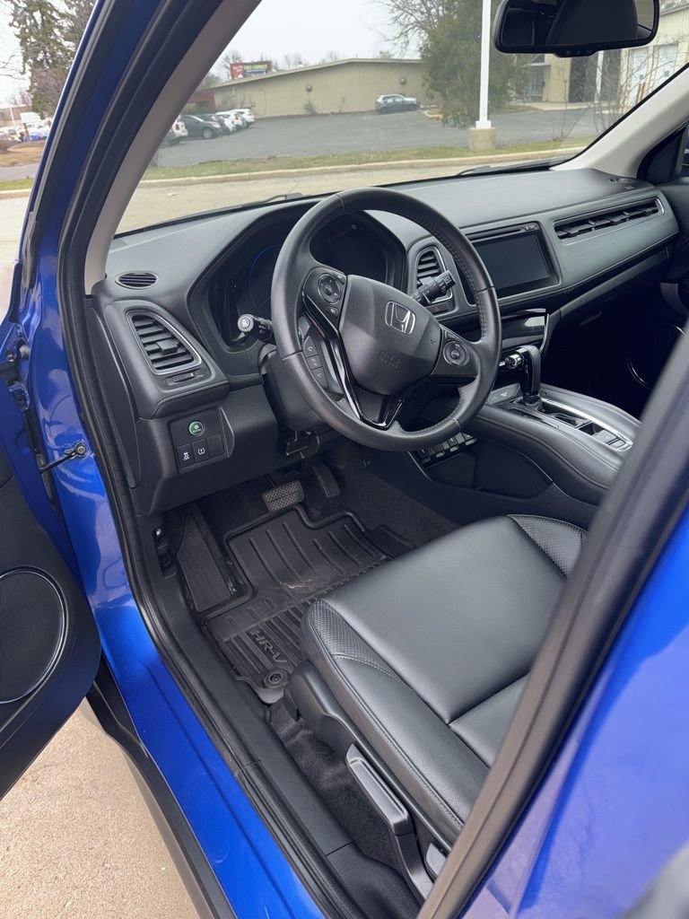 Used 2018 Honda HR-V EX-L image 10