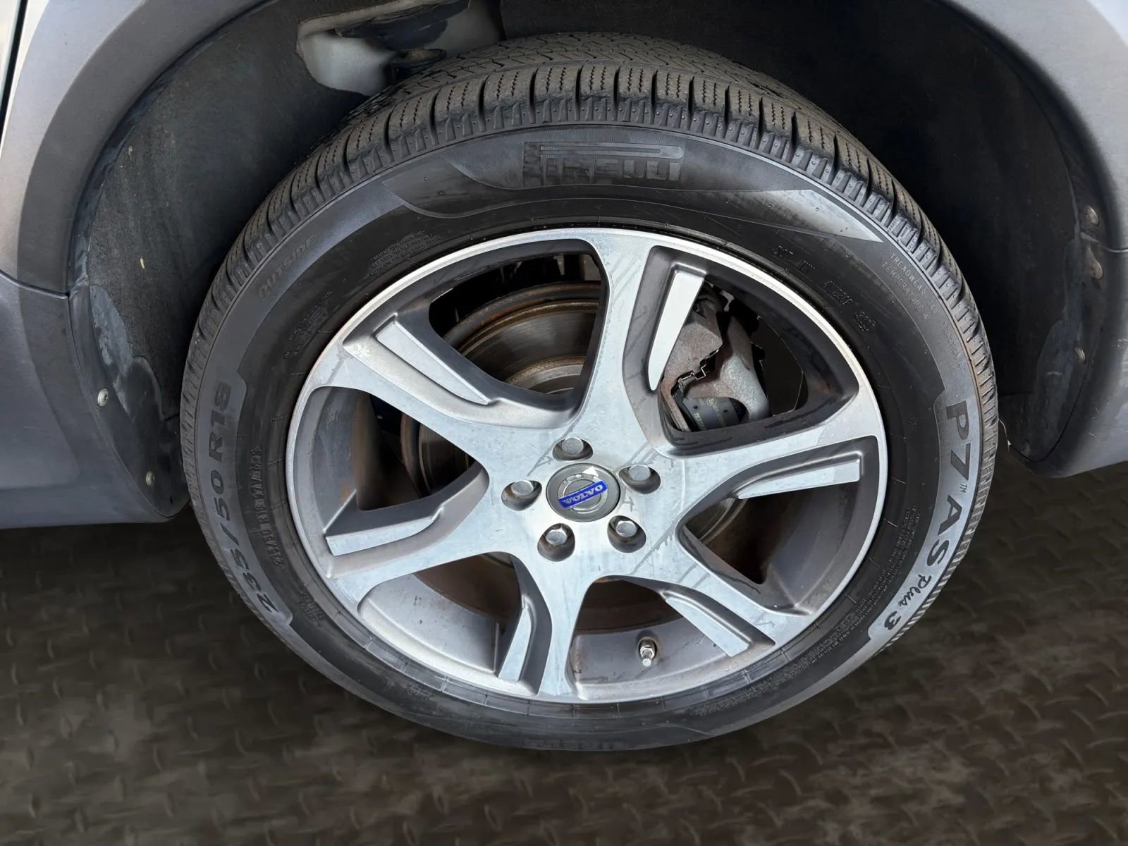 Used 2012 Volvo XC70 T6 image 36