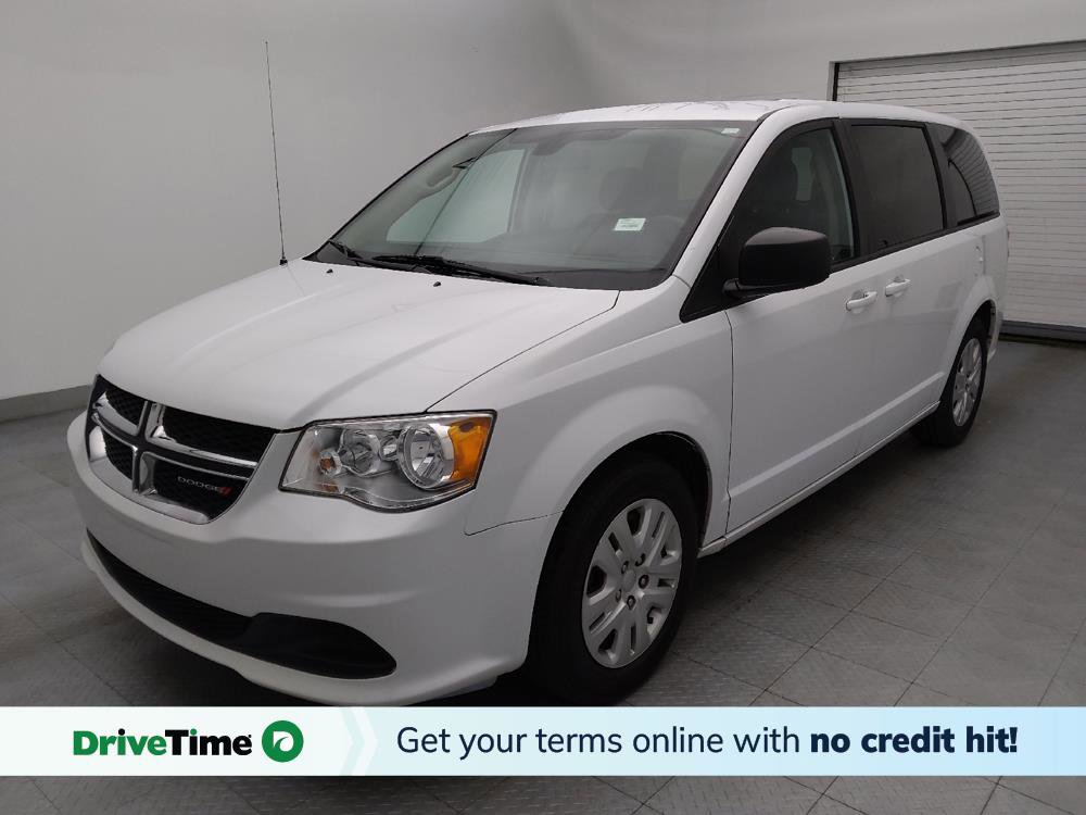 Used 2018 Dodge Grand Caravan SE w/ UConnect Hands-Free Group