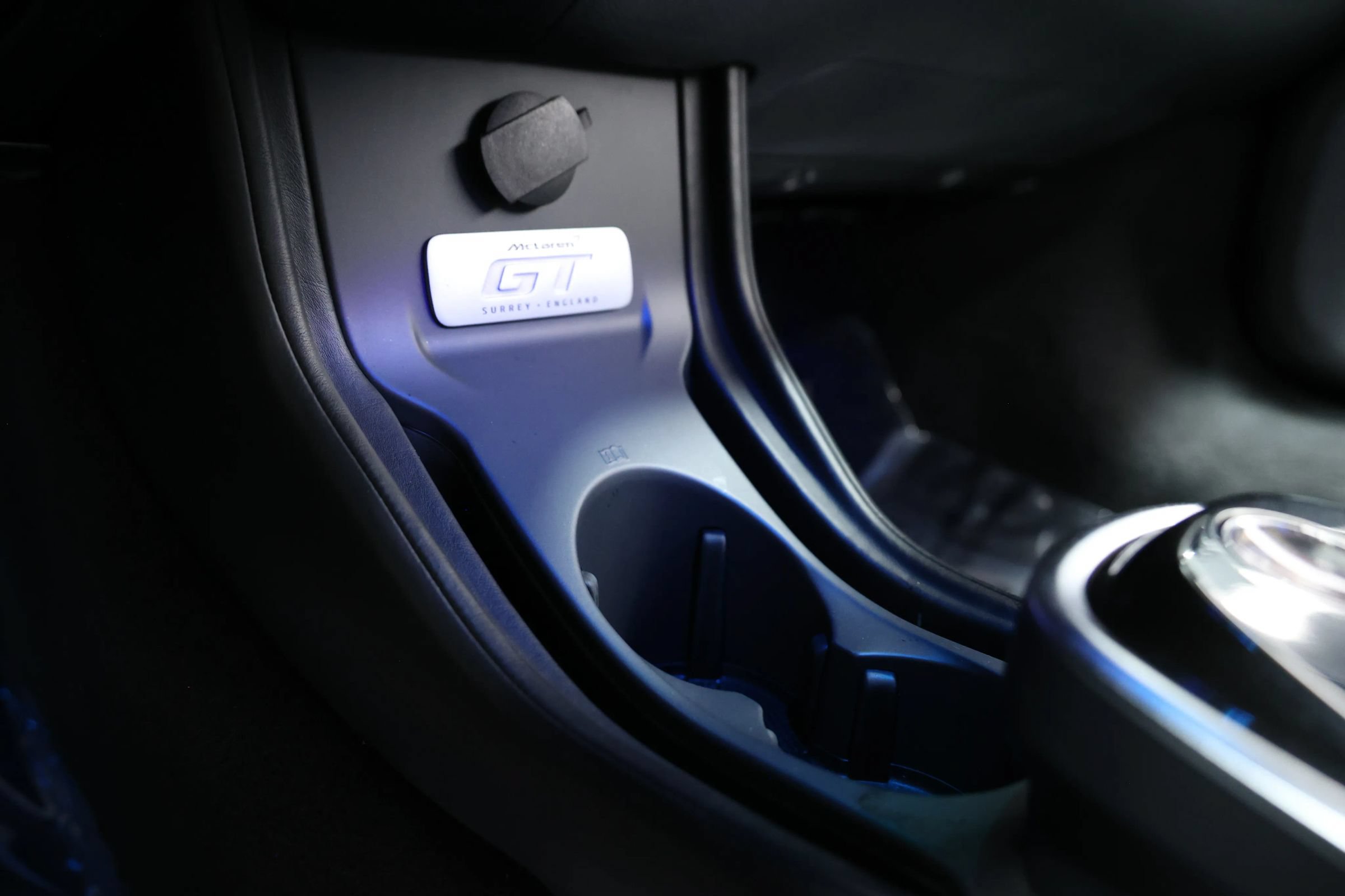 Used 2021 McLaren GT RWD image 48