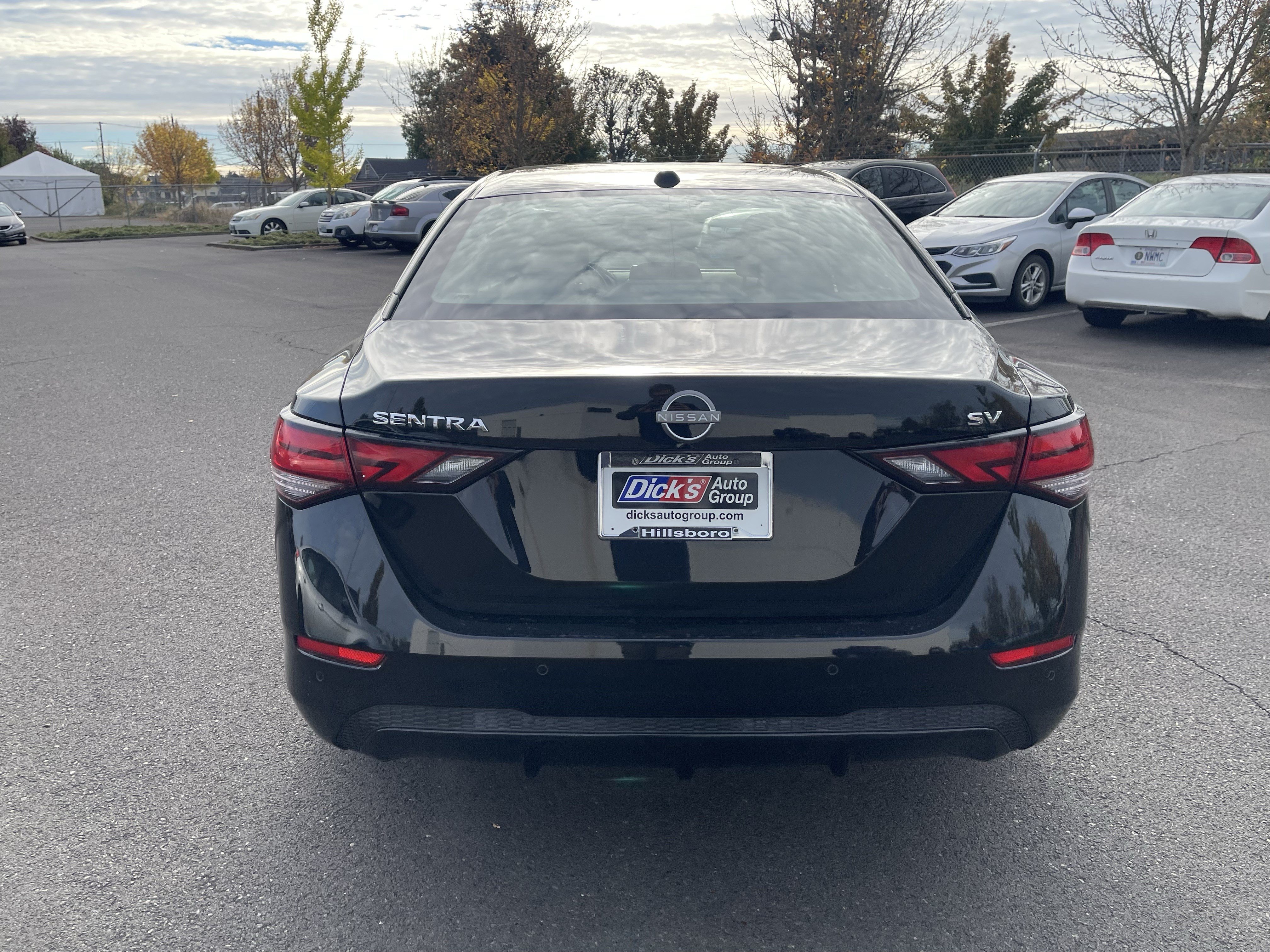 Used 2024 Nissan Sentra SV FWD image 4