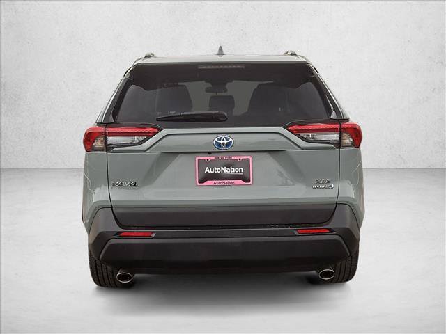 Used 2021 Toyota RAV4 XLE w/ Carpet Mat Package (TMS) AWD/4WD image 7