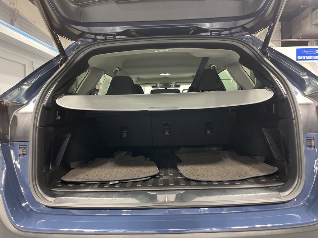 Certified 2025 Subaru Outback Premium image 40