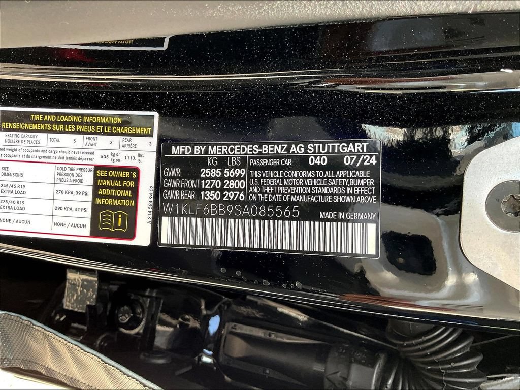 Used 2025 Mercedes-Benz E 450 4MATIC Sedan w/ Winter Package image 21