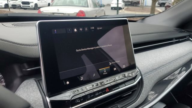 Certified 2024 Jeep Compass Latitude image 14