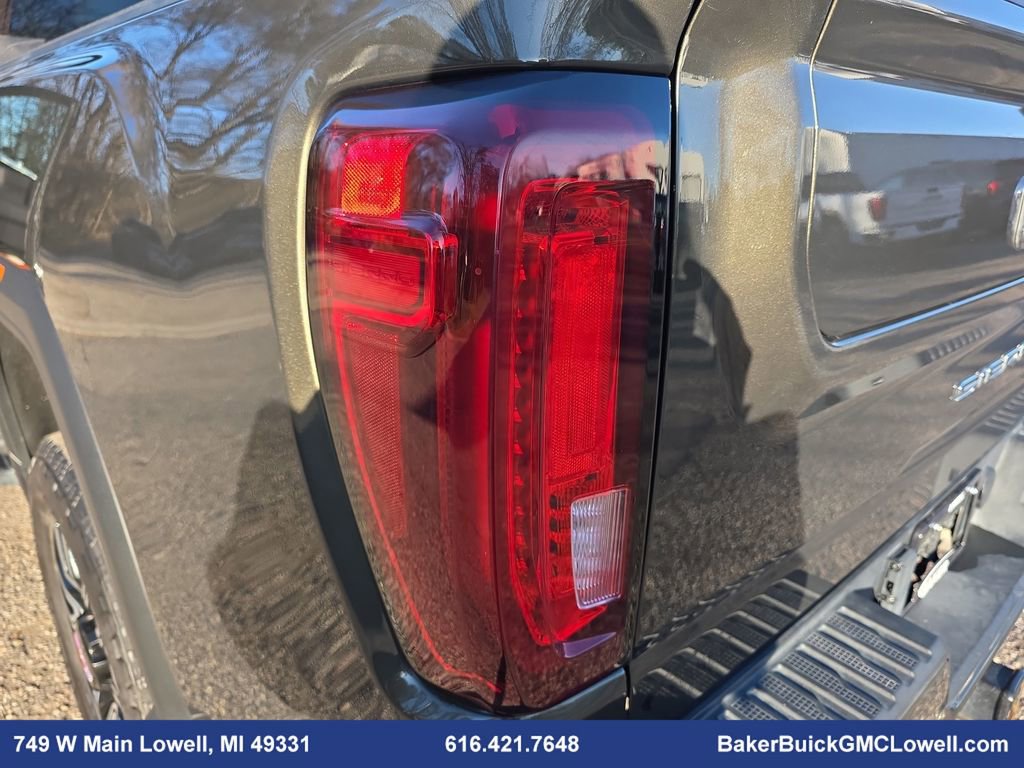 Used 2022 GMC Sierra 3500 AT4 w/ AT4 Premium Plus Package image 37