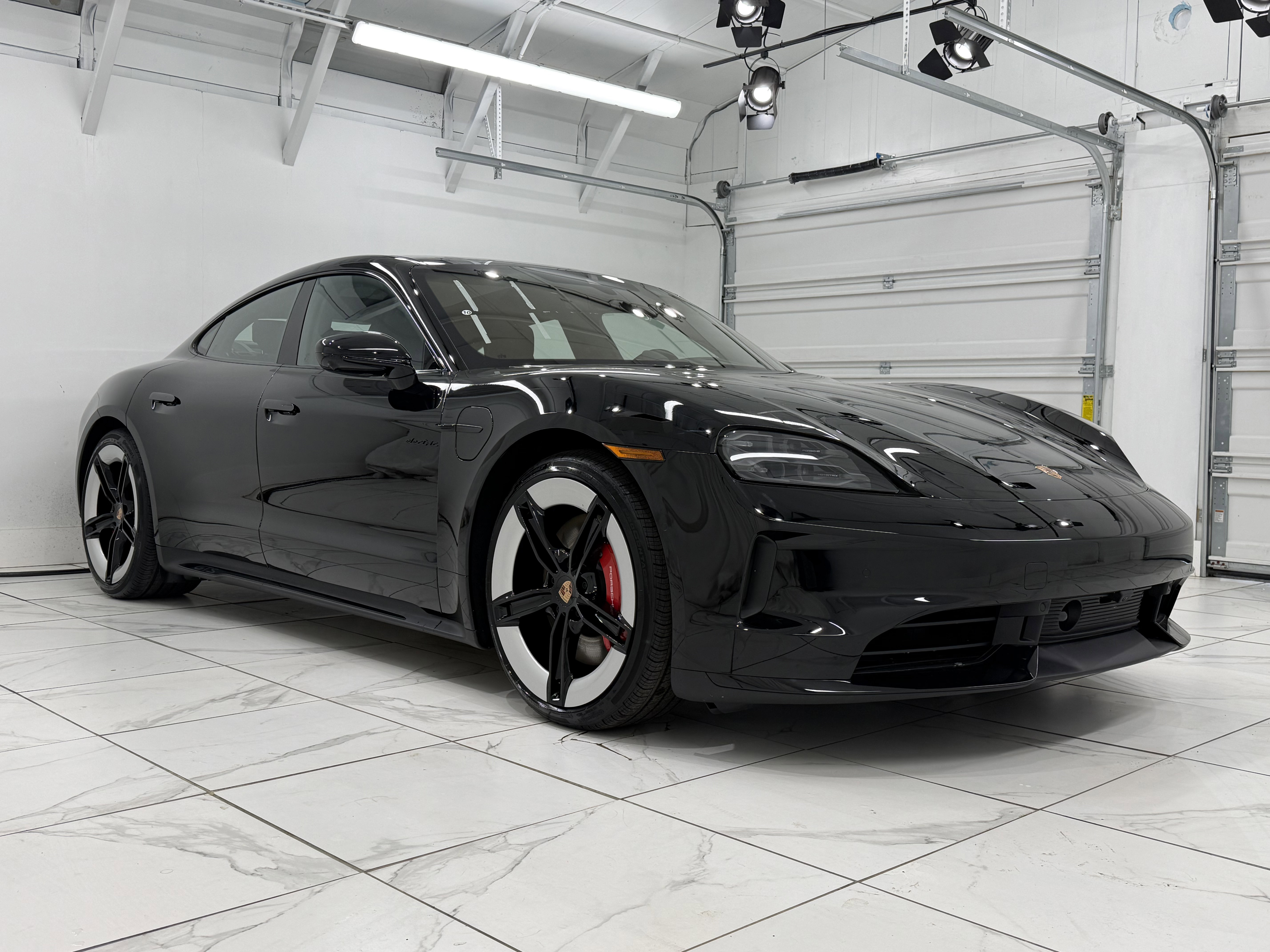 New 2026 Porsche Taycan GTS image 10