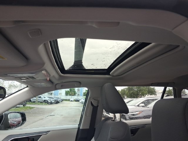 Used 2023 Toyota RAV4 XLE w/ Convenience Package FWD image 12