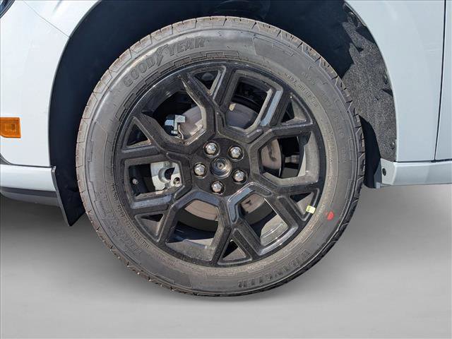 New 2026 Ford Maverick Lobo image 10