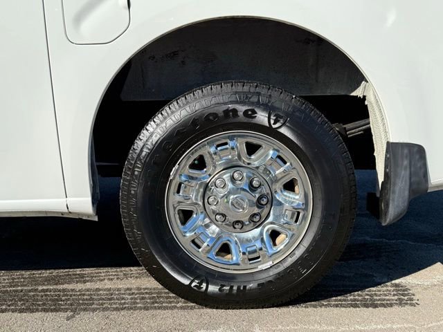 Used 2016 Nissan NV 3500 SL image 22