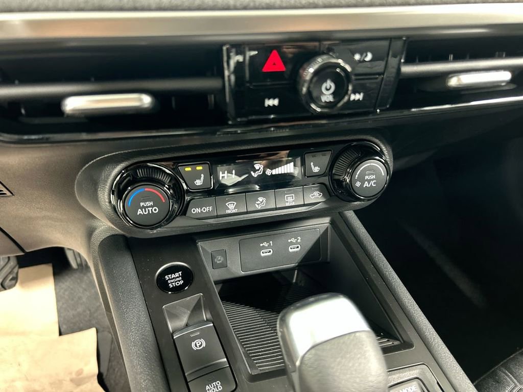 New 2026 Nissan Kicks SV w/ Cold Weather Package image 18