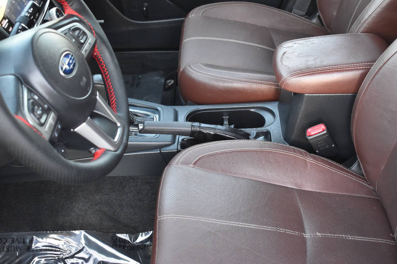 Used 2017 Subaru Forester 2.5i Touring AWD/4WD image 30