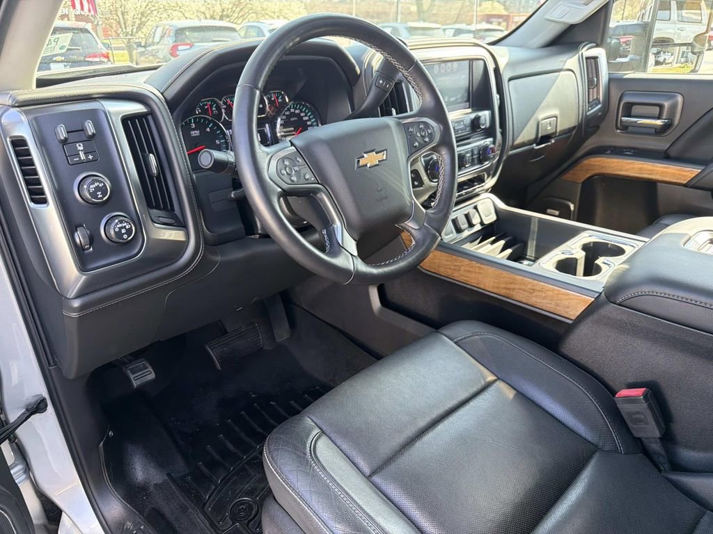 Used 2017 Chevrolet Silverado 1500 LTZ w/ LTZ Plus Package image 26