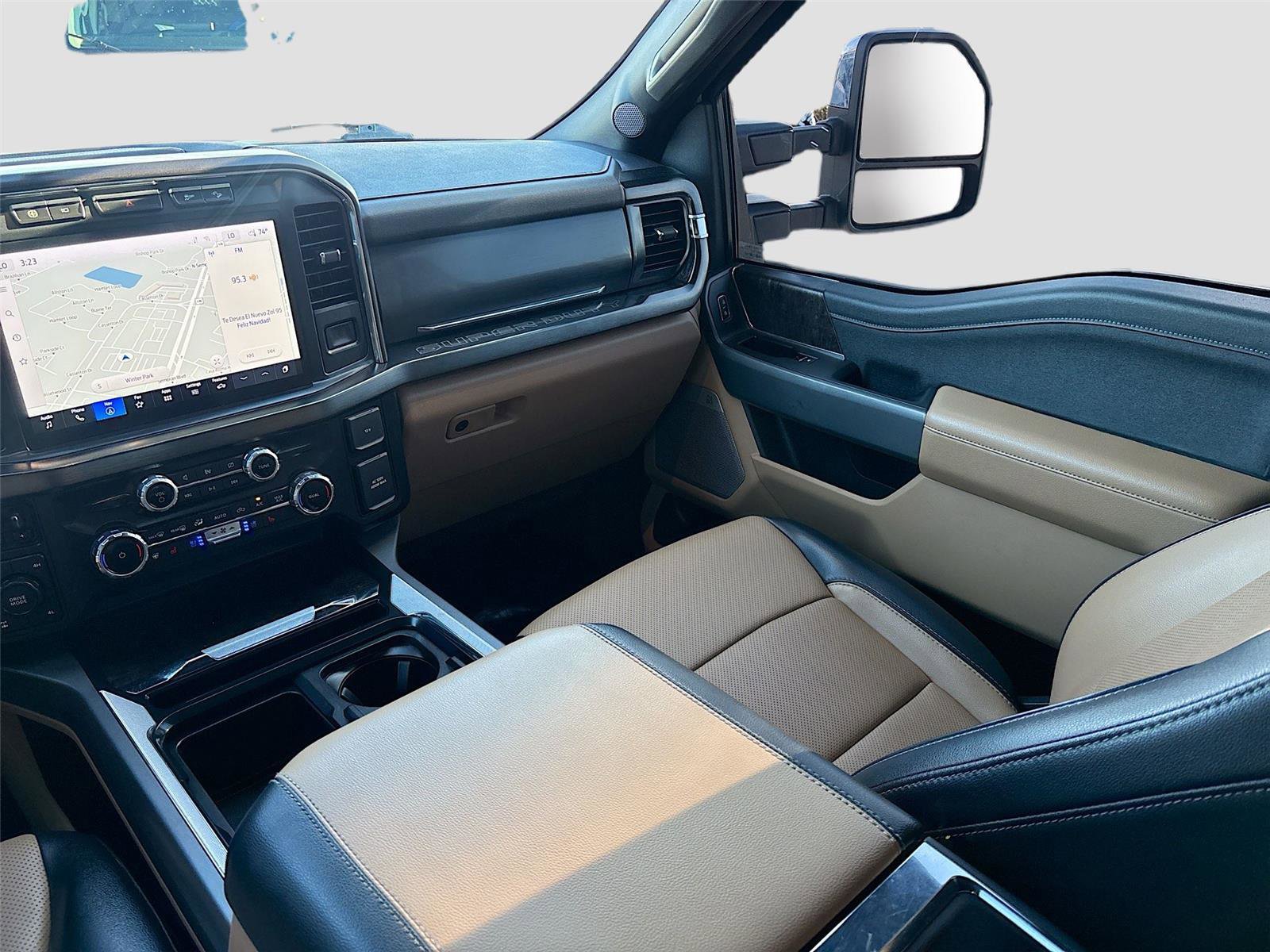 Used 2023 Ford F250 Lariat w/ Chrome Package image 26