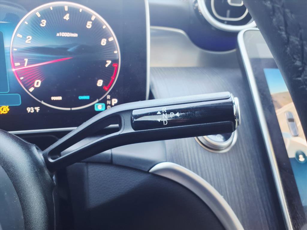 Used 2025 Mercedes-Benz GLC 43 AMG 4MATIC image 24