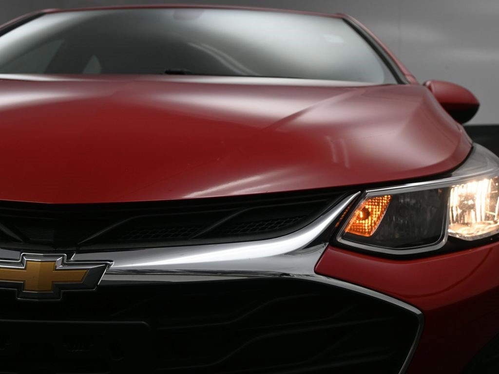 Used 2019 Chevrolet Cruze LS image 16