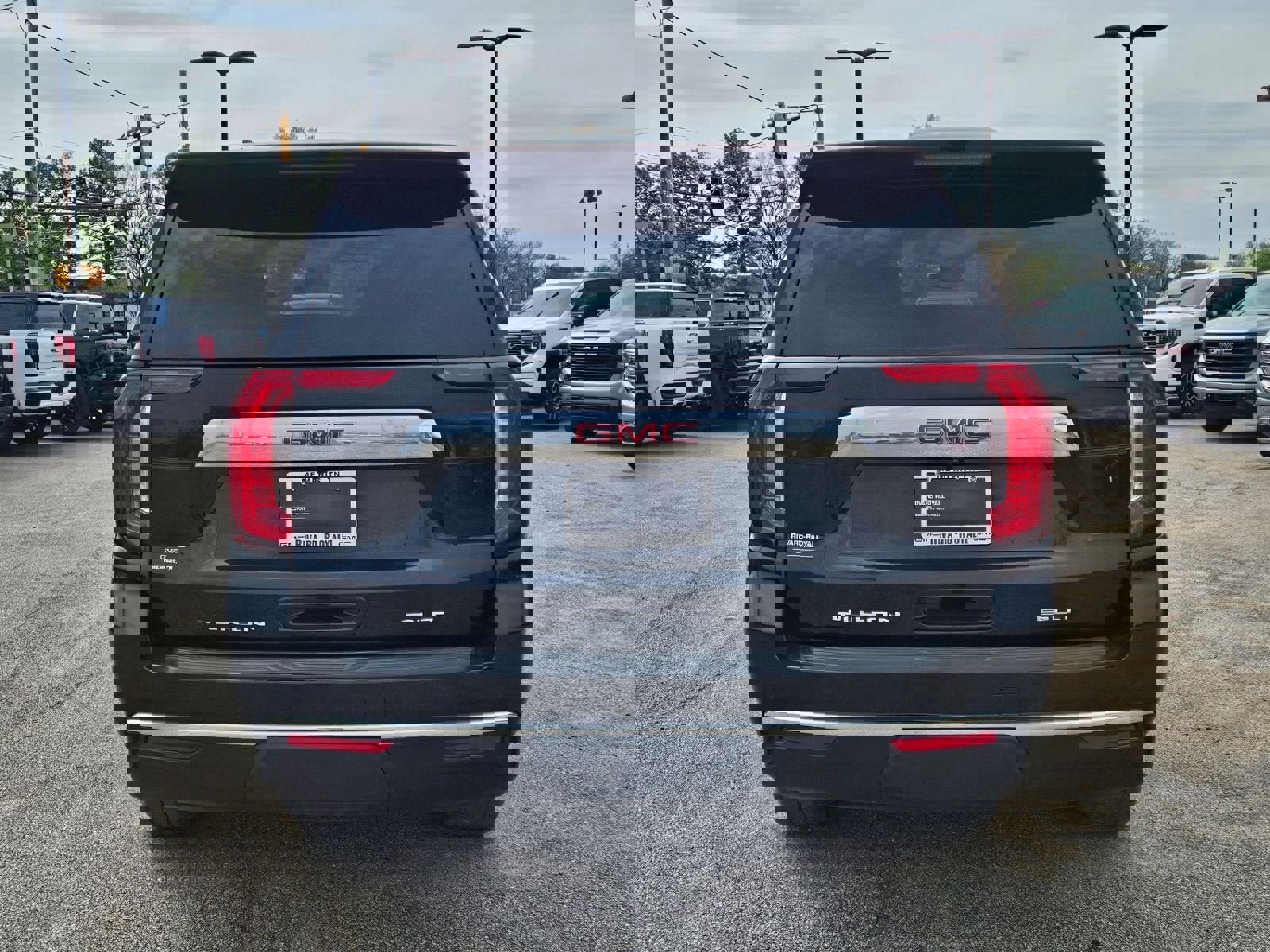 Used 2024 GMC Yukon SLT image 5