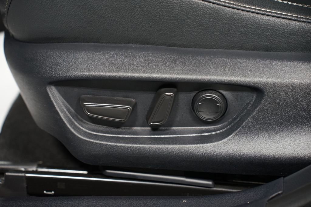 Certified 2025 Toyota Camry SE image 33