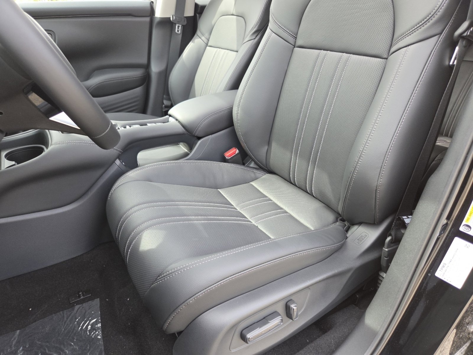 New 2026 Honda HR-V EX-L image 25