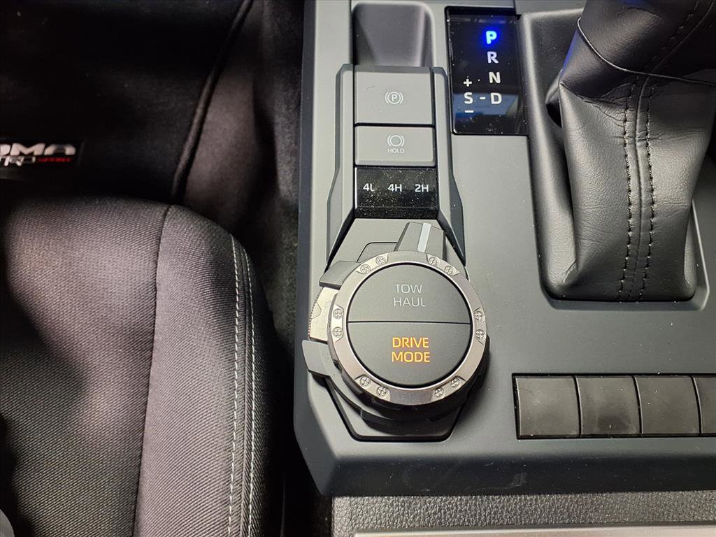 New 2025 Toyota Tacoma TRD Sport image 17