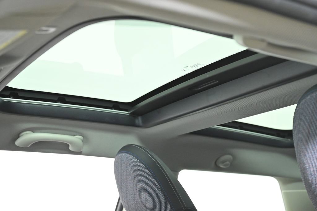 Certified 2025 MINI Cooper S image 29