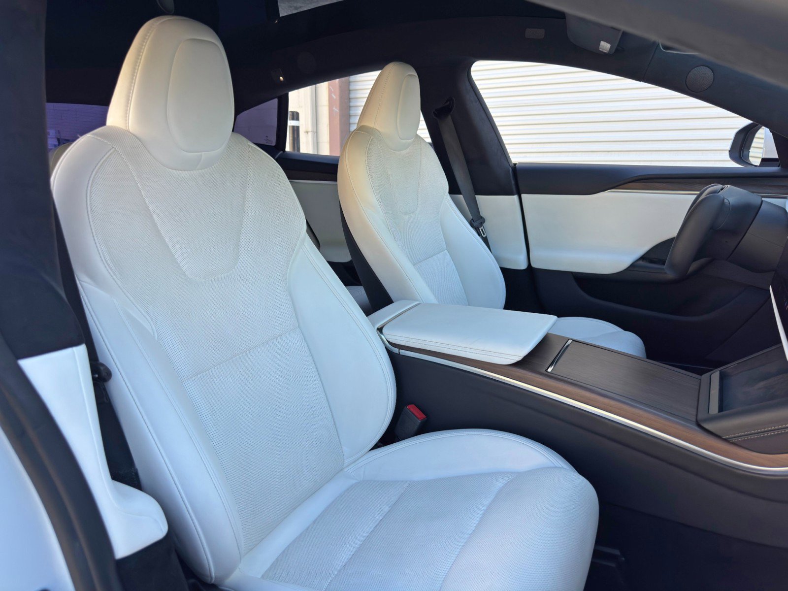 Used 2021 Tesla Model S Long Range AWD/4WD image 39