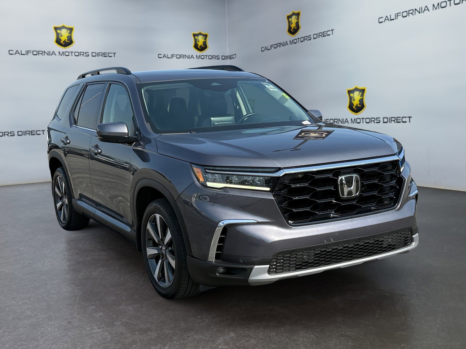 Used 2024 Honda Pilot Touring image 7