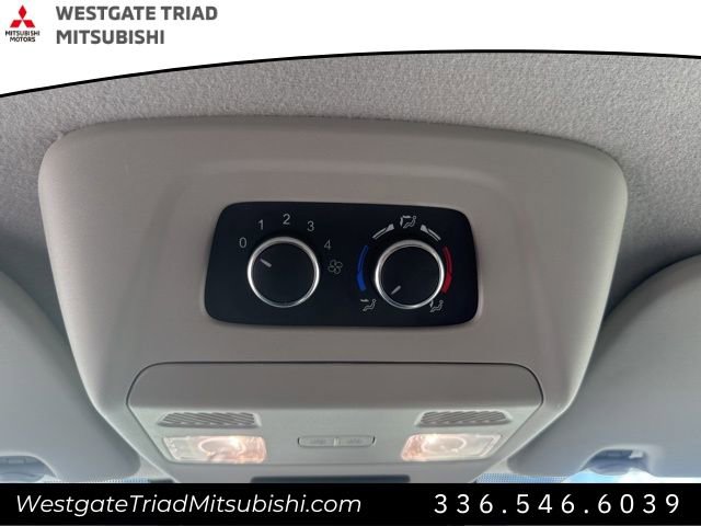 Used 2023 Ford Transit 350 XLT image 29