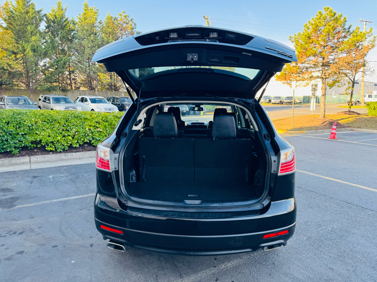 Used 2012 MAZDA CX-9 Grand Touring w/ Moonroof & Bose Audio Pkg image 17