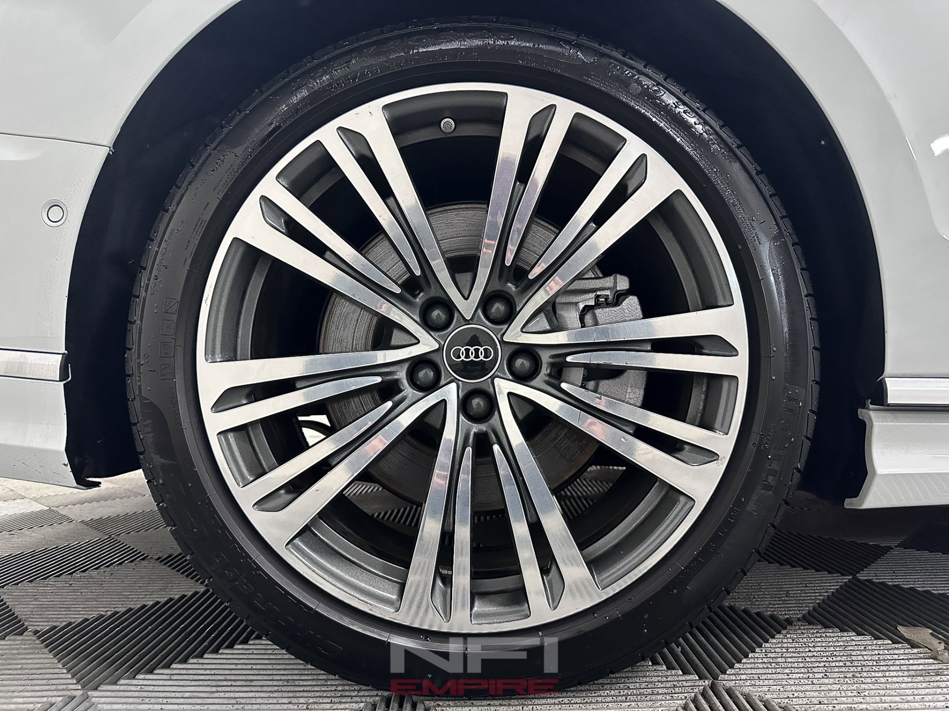 Used 2024 Audi A8 L 3.0T image 18