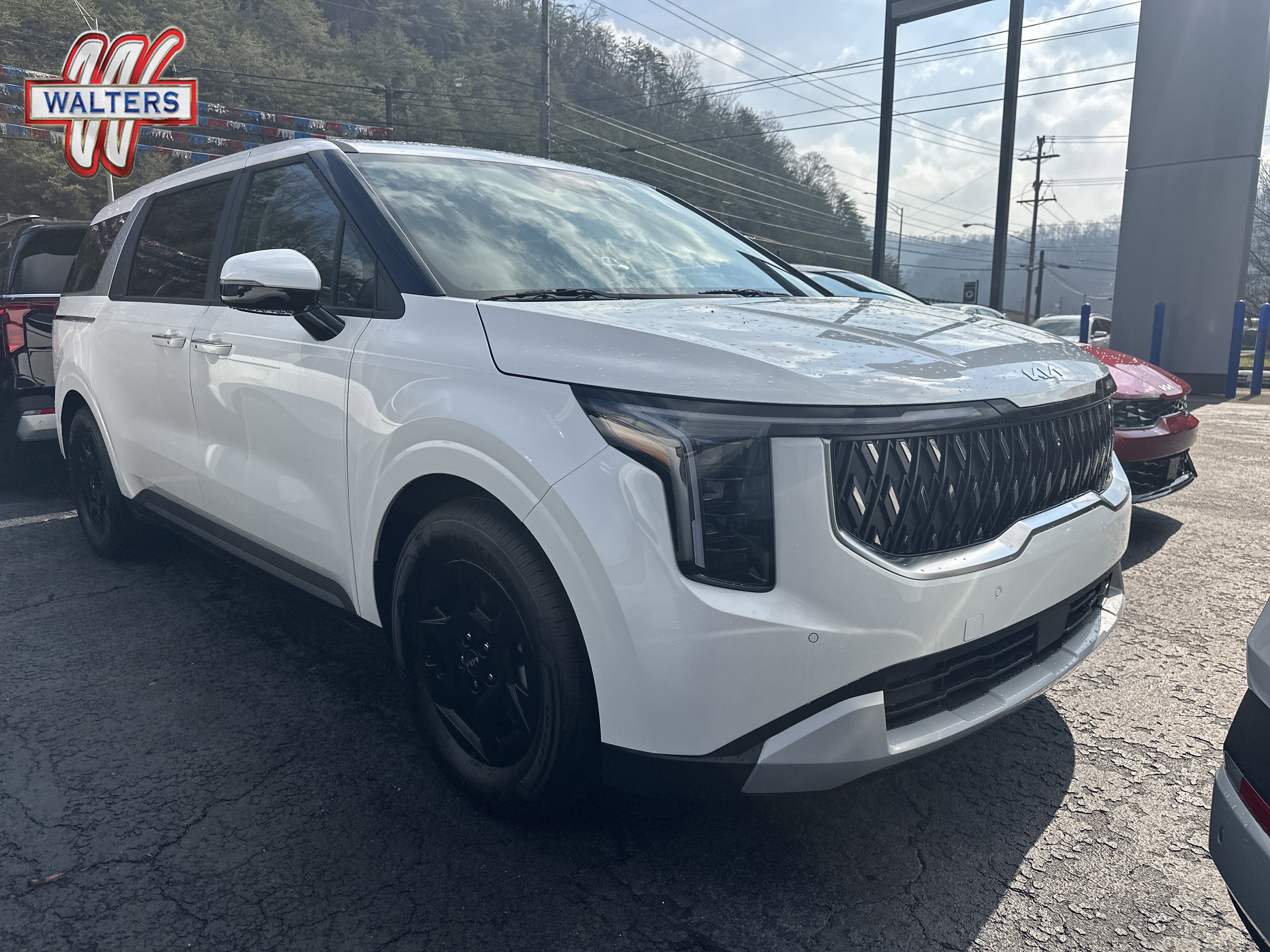 New 2026 Kia Carnival image 1