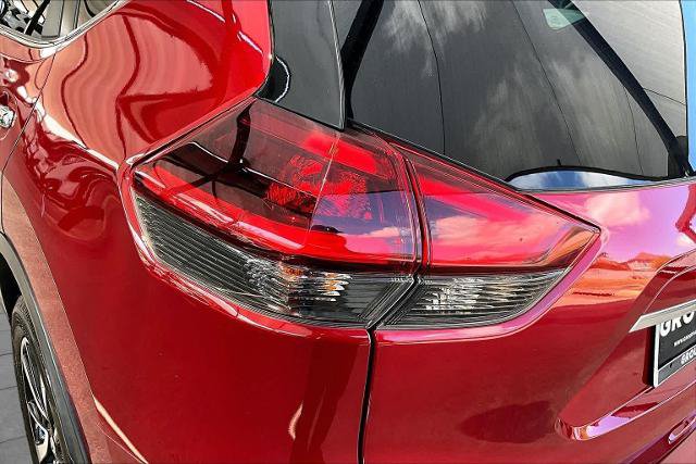 Certified 2019 Nissan Rogue SL w/ Premium Package AWD/4WD image 29