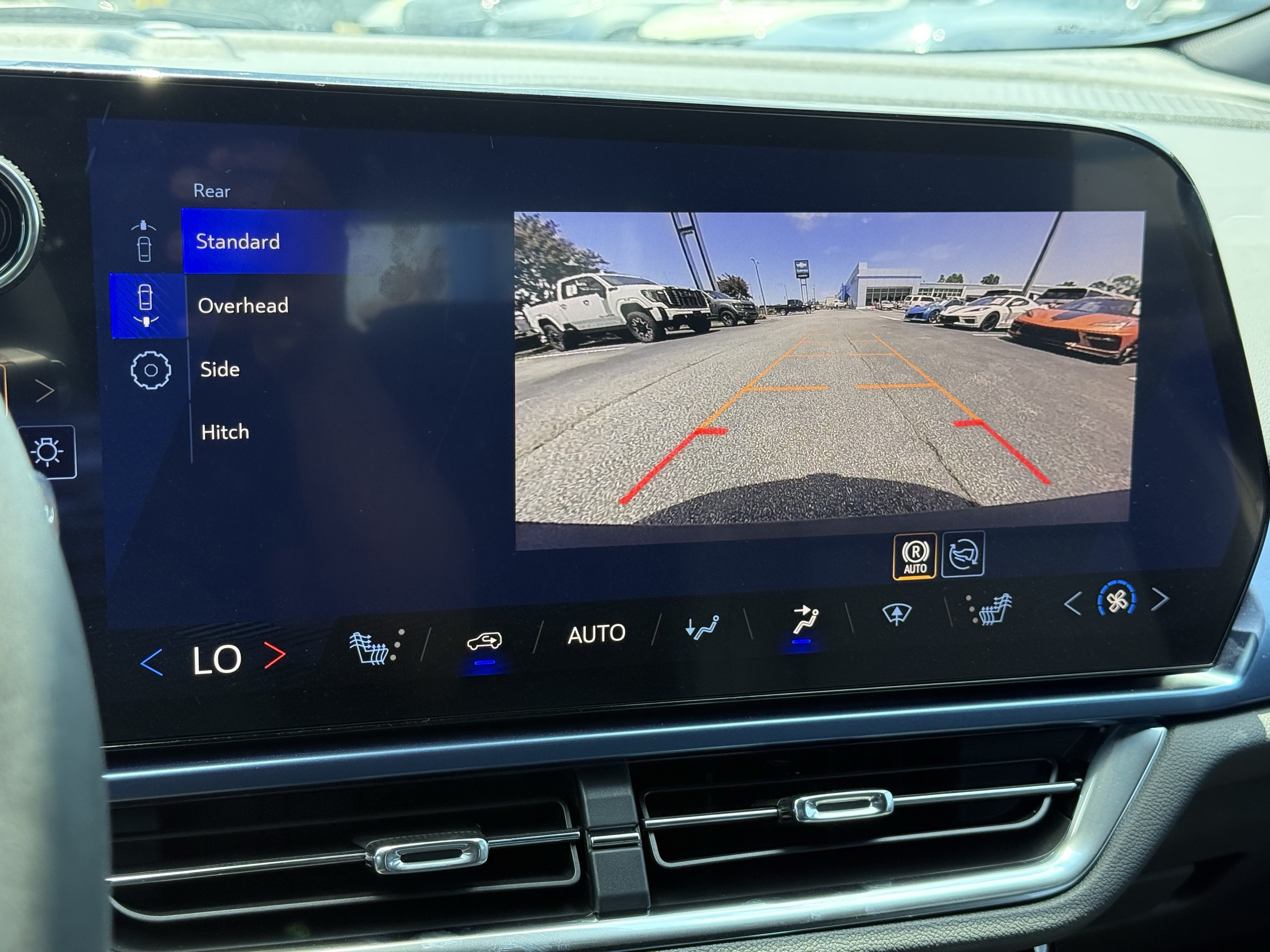 New 2026 Chevrolet Equinox EV LT FWD image 24