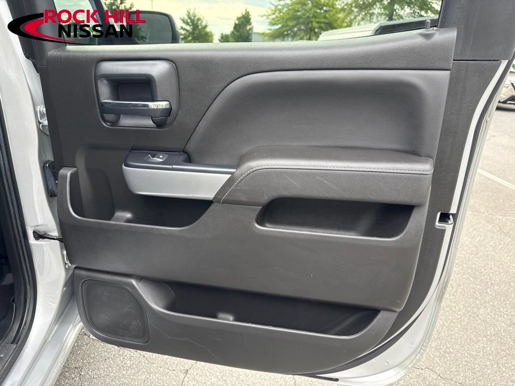 Used 2018 Chevrolet Silverado 1500 LT w/ All Star Edition AWD/4WD image 29