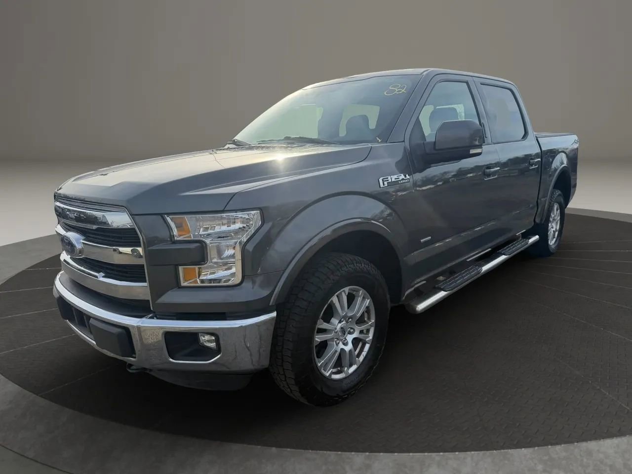 Used 2015 Ford F150 Lariat image 1