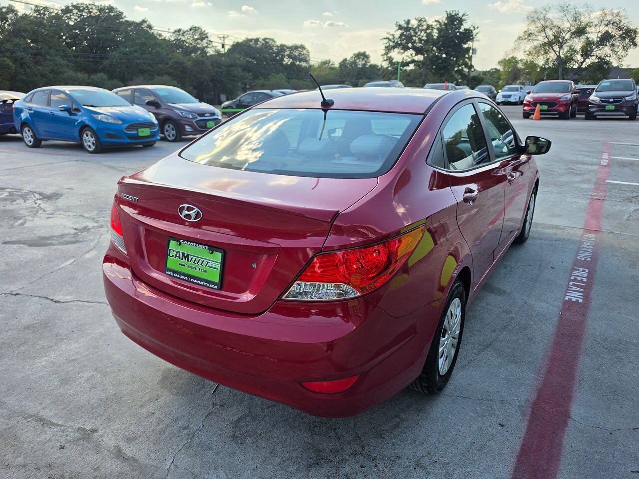 Used 2014 Hyundai Accent GLS FWD image 12