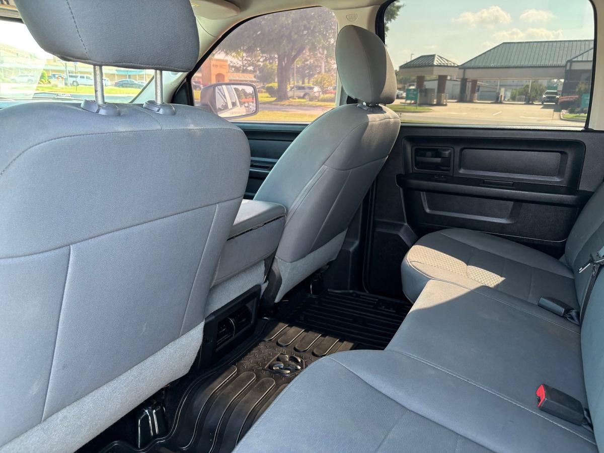 Used 2015 RAM 1500 Express AWD/4WD image 8
