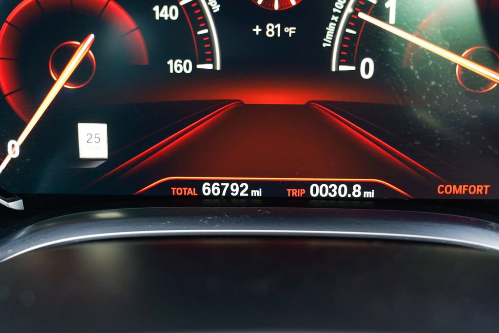Used 2018 BMW 740i xDrive AWD/4WD image 47