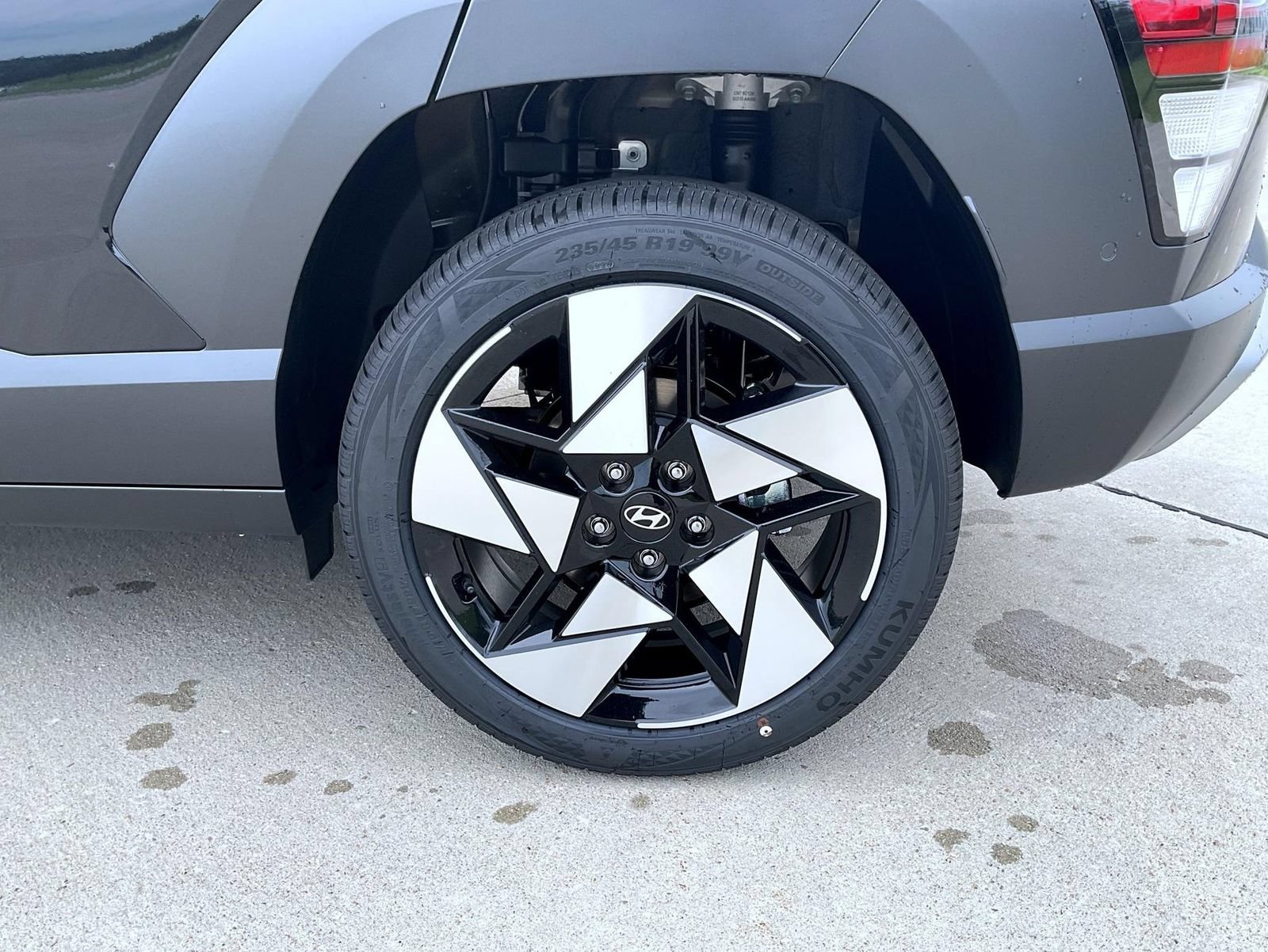 New 2026 Hyundai Kona Limited AWD/4WD image 22