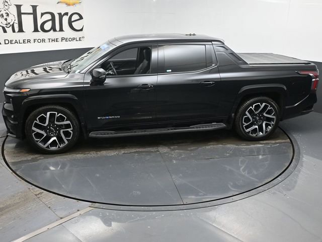 Used 2024 Chevrolet Silverado EV RST image 41