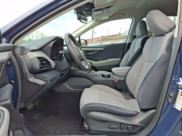 Used 2025 Subaru Outback Premium w/ Popular Package #1A AWD/4WD image 13