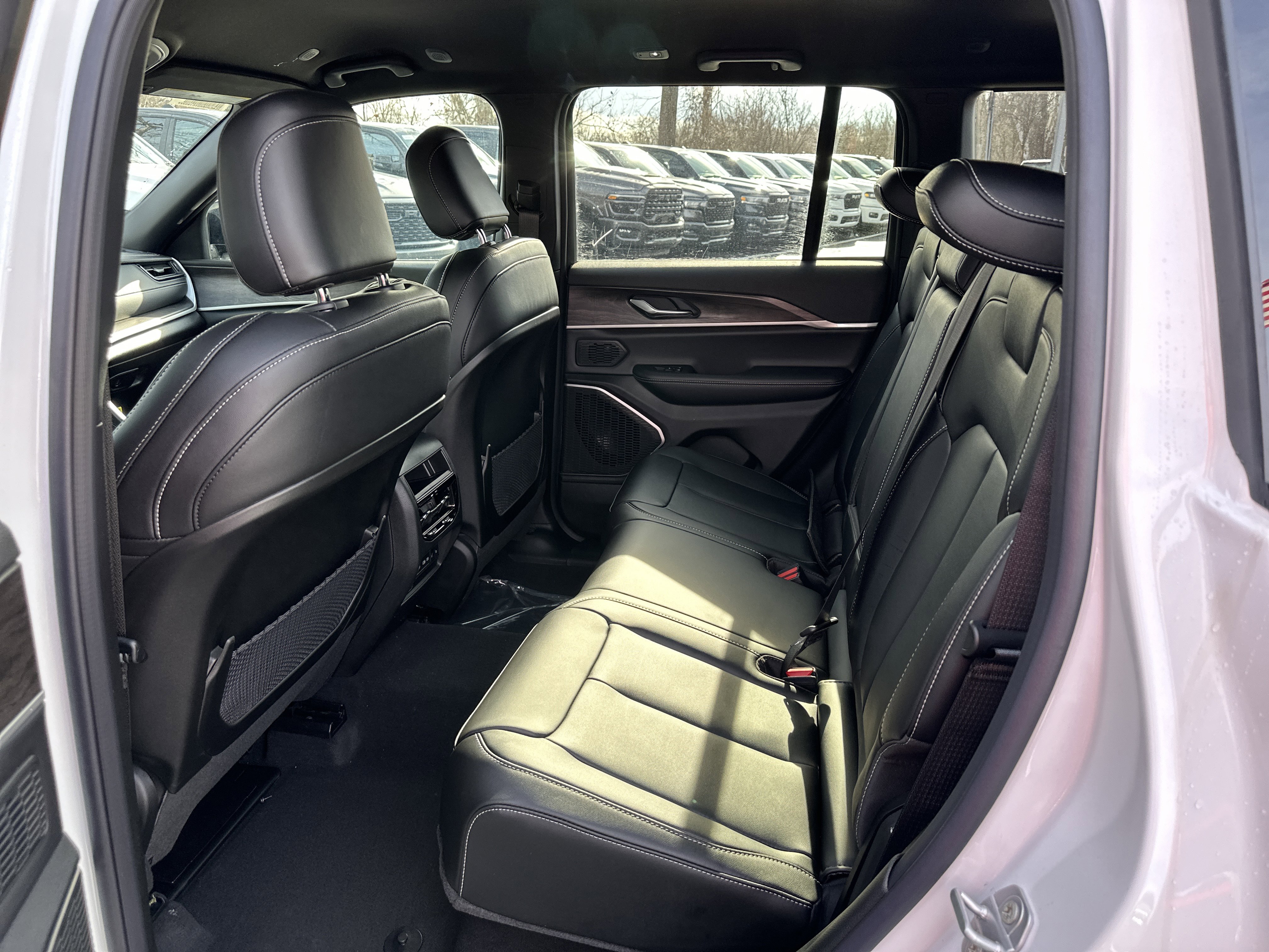 New 2026 Jeep Grand Cherokee Limited image 29