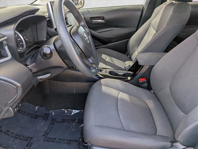 Used 2020 Toyota Corolla LE FWD image 11